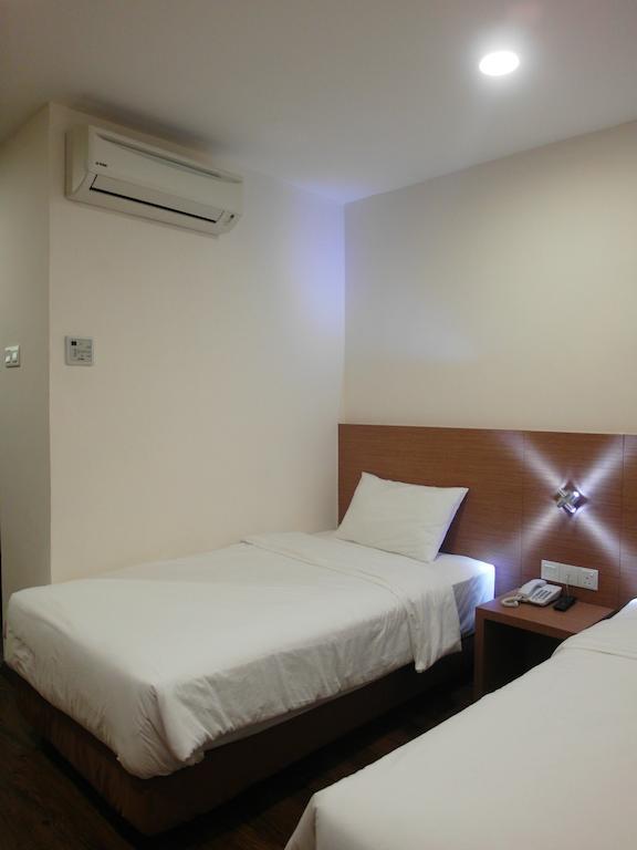 Nagoya Inn Hotel Kuah Szoba fotó