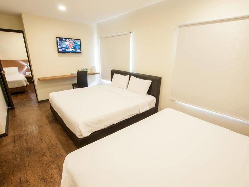 Nagoya Inn Hotel Kuah Kültér fotó